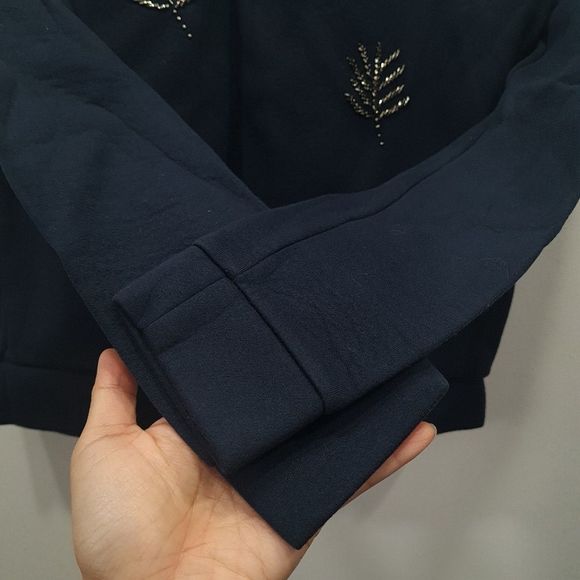 H&M Navy Blue Beaded Longsleeves Crewneck Sweatshirt Women's Size S - Picture 7 of 16
